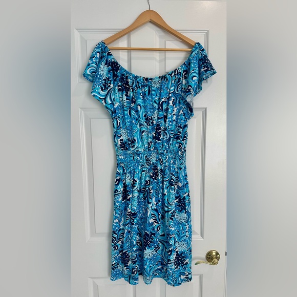 NWT beautiful Lily dress - Picture 2 of 2